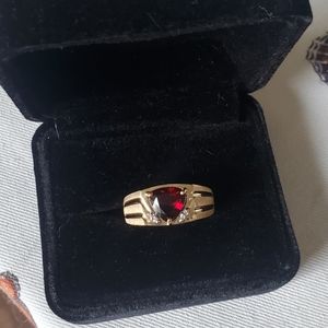 Garnet/diamond solid gold ring 10k